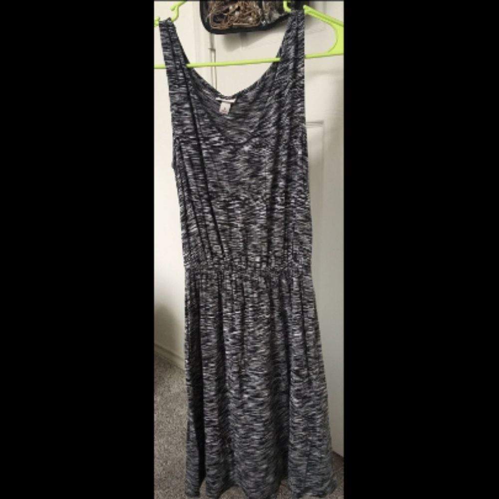 Merona Black-White Dress